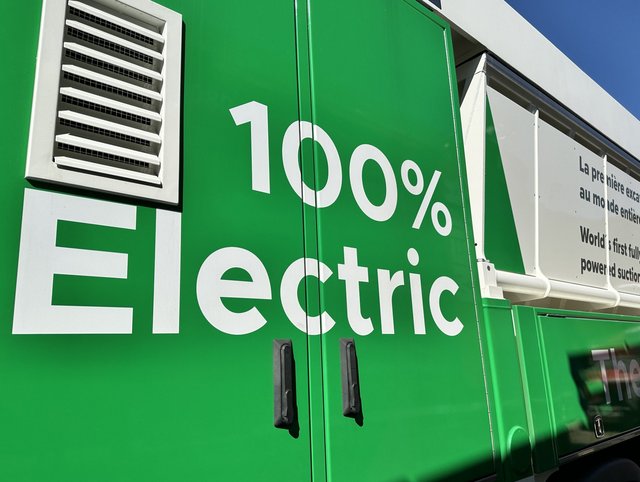 Ernefant-Elektro-Saugbagger-Testfahrzeug-Emobilität-RSP Ernefant Elektro Saugbagger Testfahrzeug EMobilität RSP